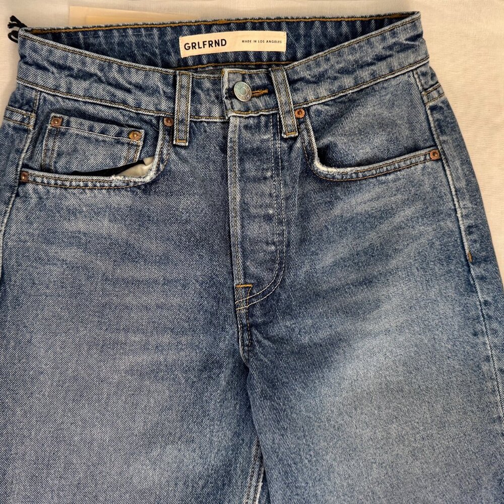 GRLFRND , Karolina, high rise straight crop denim 23W, NWT